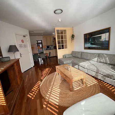 Bed & Breakfast Hotel Zandvoort 4*