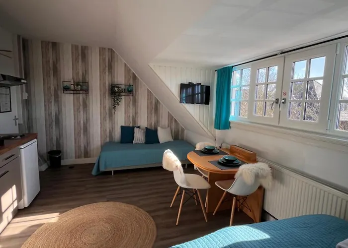 Bed & Breakfast Hotel Zandvoort Nocleg ze śniadaniem 4*