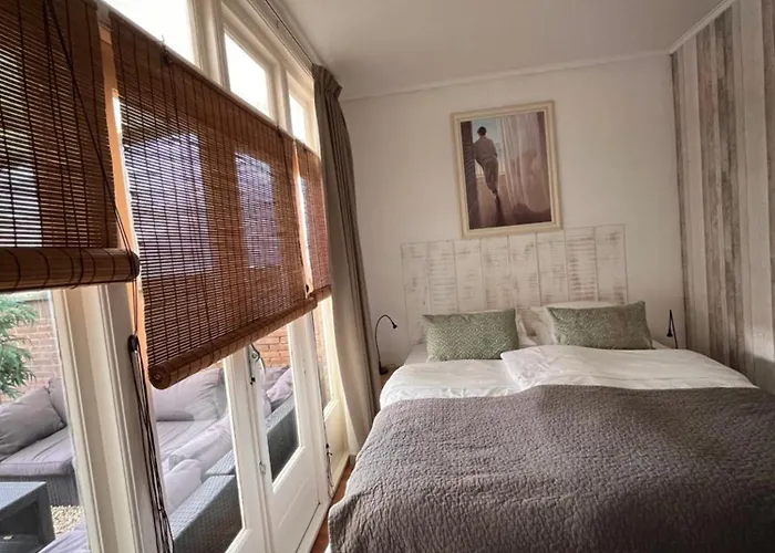 Bed & Breakfast Hotel Zandvoort Nocleg ze śniadaniem 4*