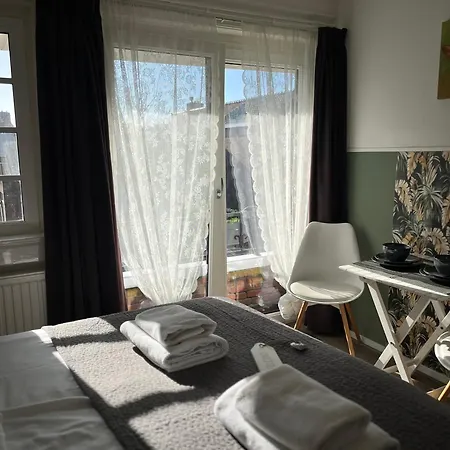 Couette-café Bed & Breakfast Hotel Zandvoort 4*