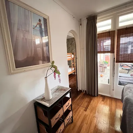 Bed & Breakfast Hotel Zandvoort زاندفورت