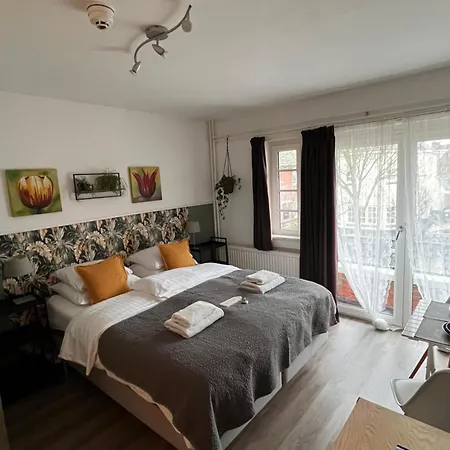 Bed & Breakfast Hotel Zandvoort Frühstückspension 2*