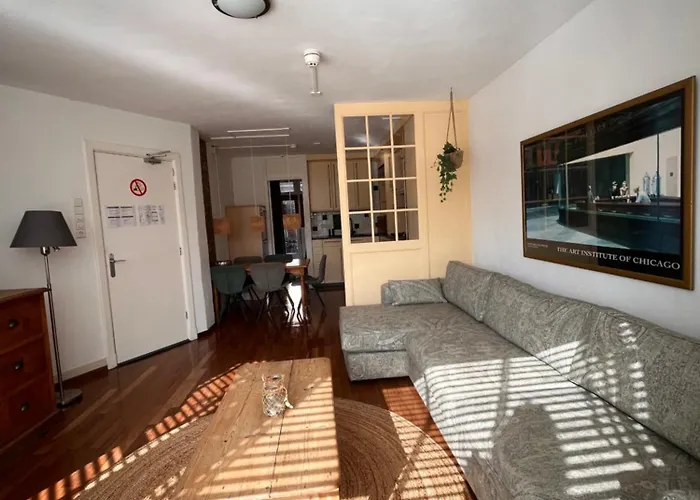 Bed & Breakfast Hotel Zandvoort 4*